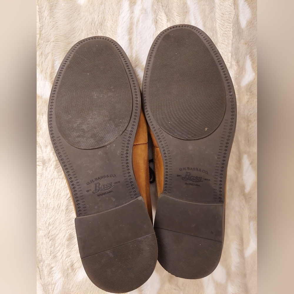 Bass Tan and Brown Leather Oxfords - Picture 4 of 6